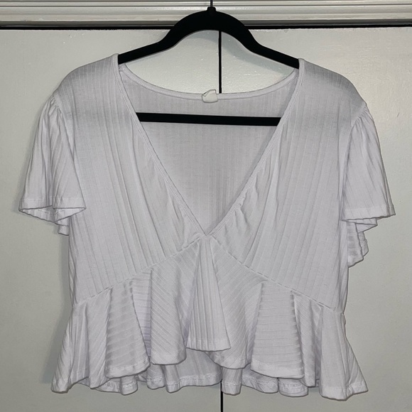 White Cropped V-neck shirt size L - Picture 1 of 3